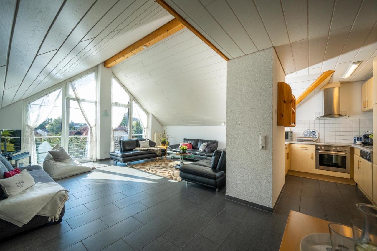 Ferienwohnung Lea Онинген Екстериор снимка